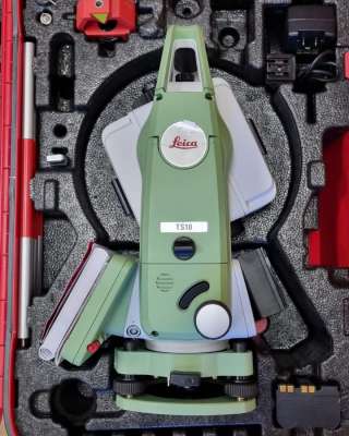 Тахеометр leica ts10