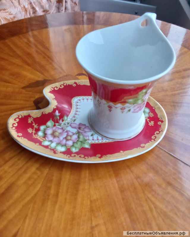 Кружки с блюдцами. Набор Новый. Из тонч. фарфора.