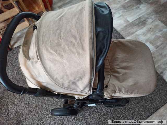 Детскую коляску в отличном состоянии