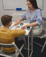 Учитель-дефектолог, олигофренопедагог