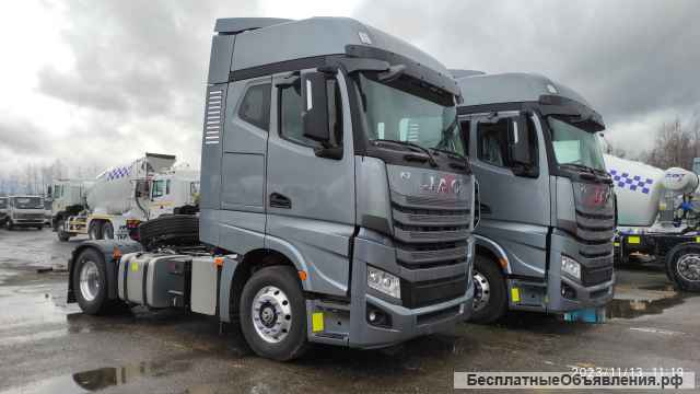 Седельный тягач JAC K7