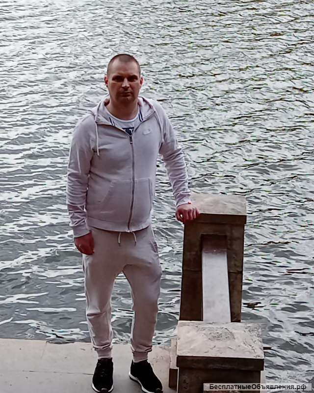 Сдам койку место для девушки