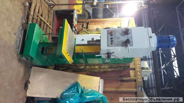 Станок (станок сверлильный) вертикально-сверлильный 2С132