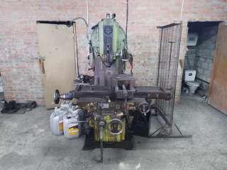 (продается, продам, продажа) Токарный станок фрезерный 6Р12