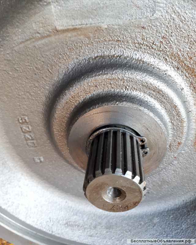 Гидромотор поворота 4698700