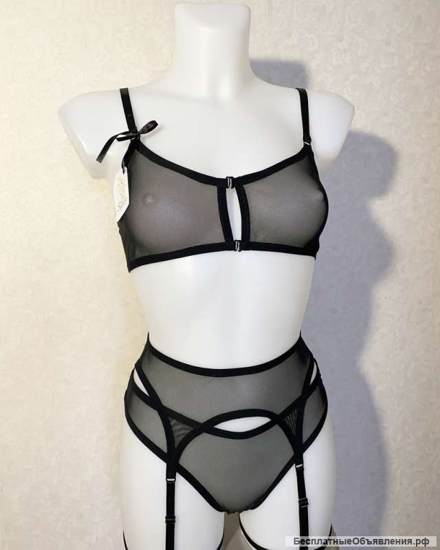 Комплект нижнего белья из сеточки