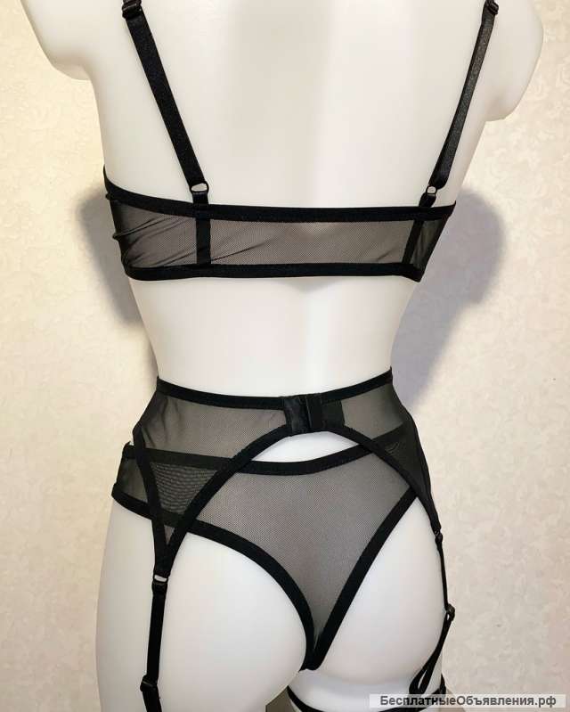 Комплект нижнего белья из сеточки