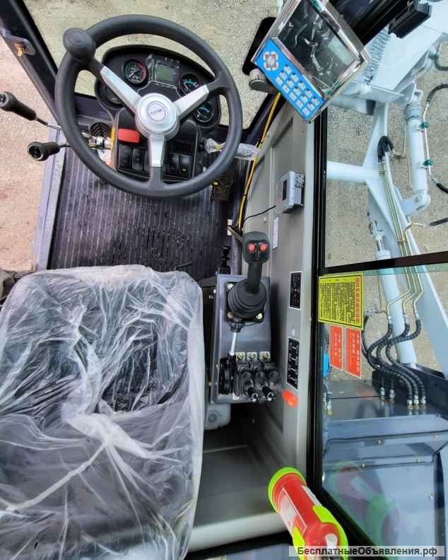 Самозагружающий автобетоносмеситель Yugong SDM3000