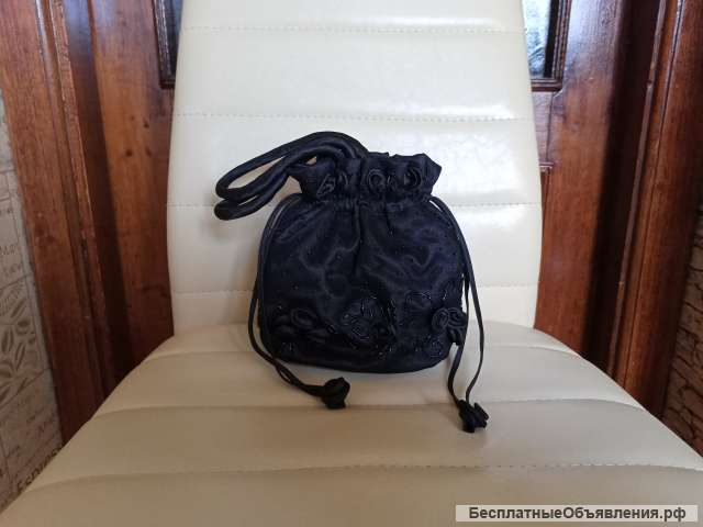 Сумочка вечерняя