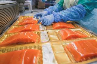 Упаковщик в рыбное производство, вахта 35 дней, дневные смены, проживание, питание.МО