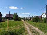 Уч-к 13 с-к в деревне с инфраструктурой