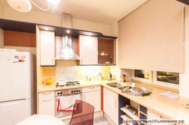 Двухкомнатная квартира с ремонтом в сталинском доме, рядом парк Фили