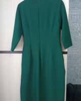 Платье зеленое в пол