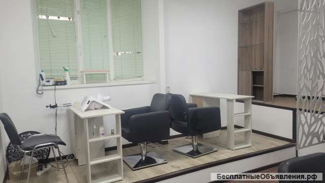 Сдам рабочие места для мастера- маникюра, парикмахера-стилиста