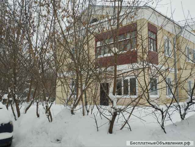 Квартира-студия, доля 12 м², 1/2 эт