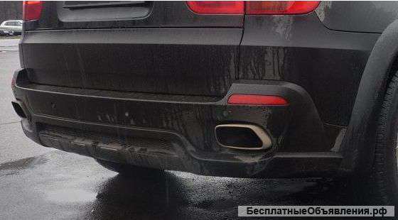 BMW X5E70 Накладка назадний бампер HR