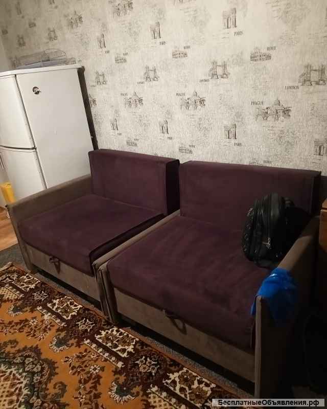 Комната с балконом