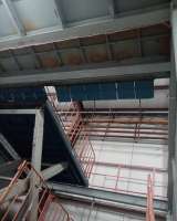 Подъемный вилочный стол