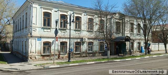 Нежилое здание в г. Павловск