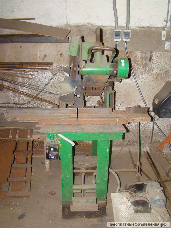 Отрезной станок по металлу