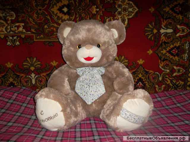 Игрушки, пионерские галстуки СССР