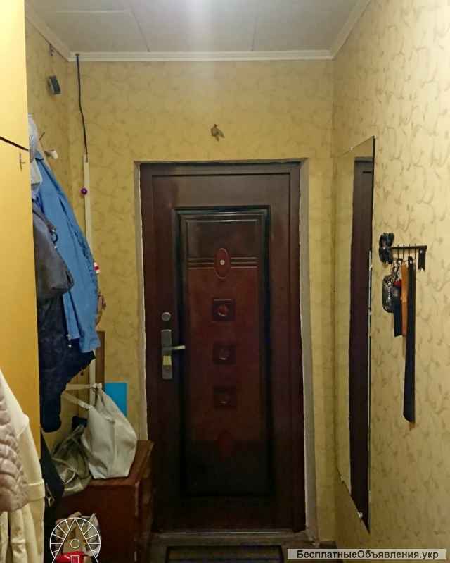 Однокомнатную чешку. Косметический ремонт.