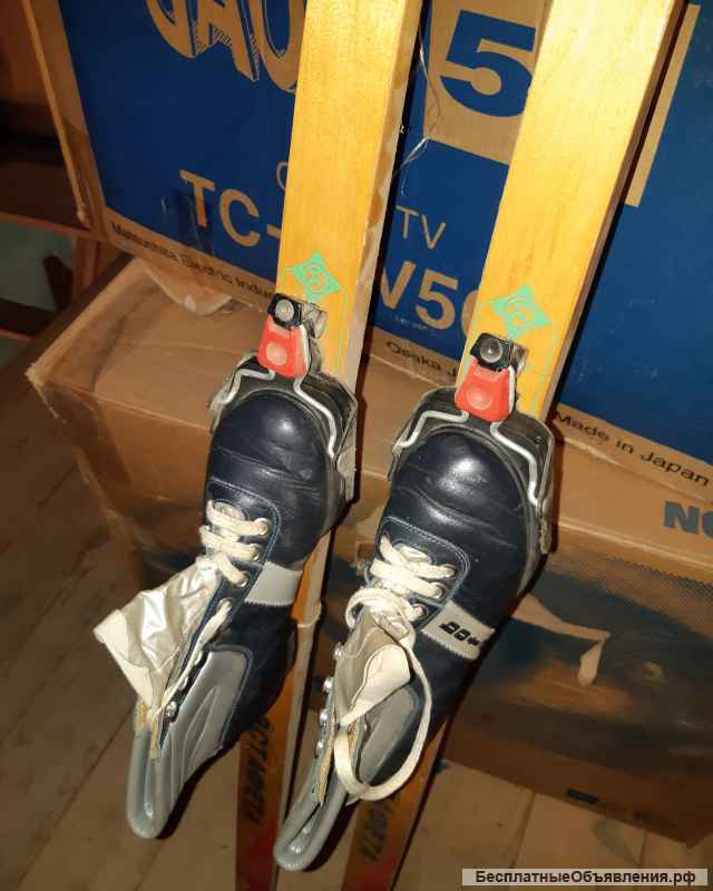 Лыжи с ботинками