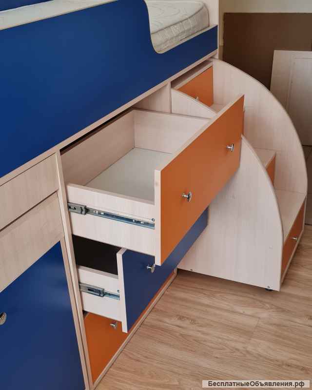 Кровать чердак