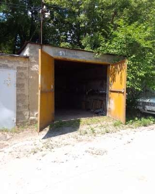Гараж