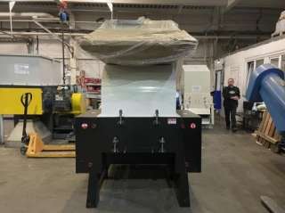 Высокоскоростная дробилка для пластика XFS 800