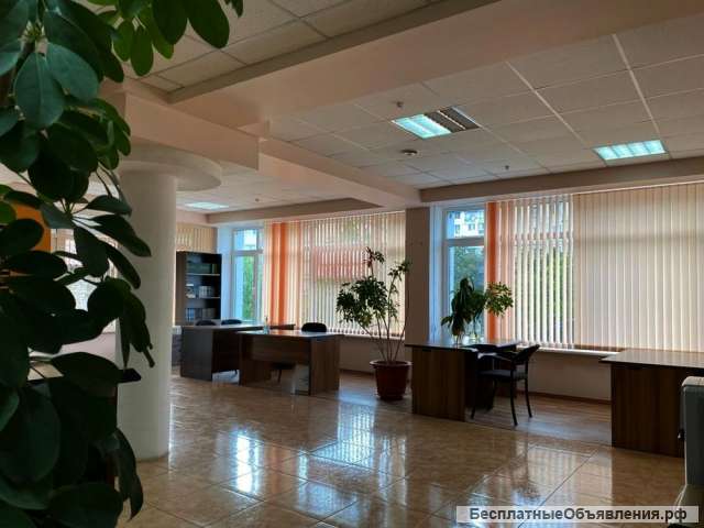 Аренда офисного помещения на первой линии в Кишиневе. 156 м2