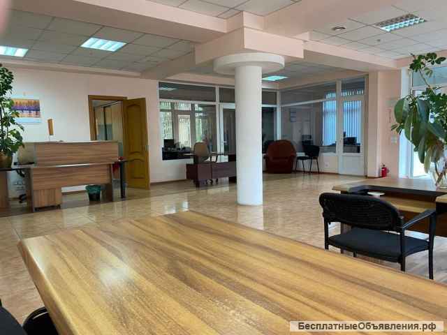 Аренда офисного помещения на первой линии в Кишиневе. 156 м2