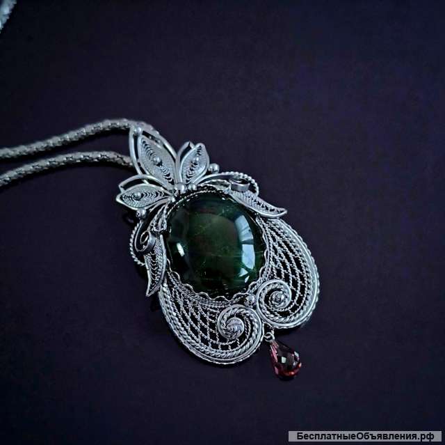 Кулон колье подвеска Хромдиапсид подарок на 8 марта