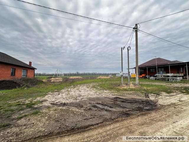 Земельный участок 7 сот. в с. Красносельское