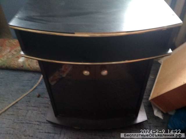 Тумбочка для телевизора