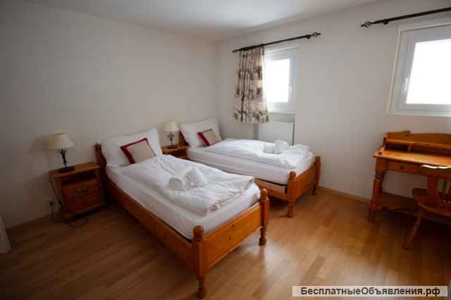 Резиденция GONENSTEIN, большая 3.5-комнатная угловая квартира с двумя балконами