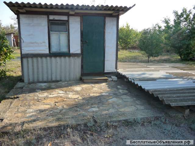 Дачу на берегу волго-донского канала им.ленина.