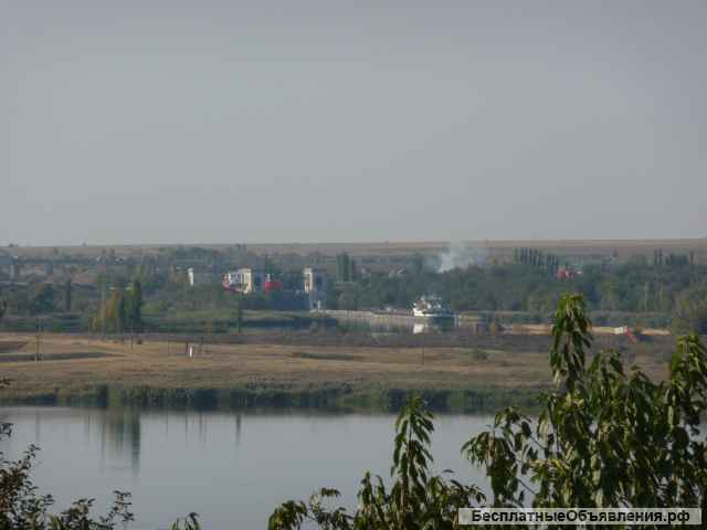 Дачу на берегу волго-донского канала им.ленина.