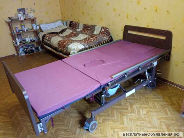 Медицинская кровать для лежачих