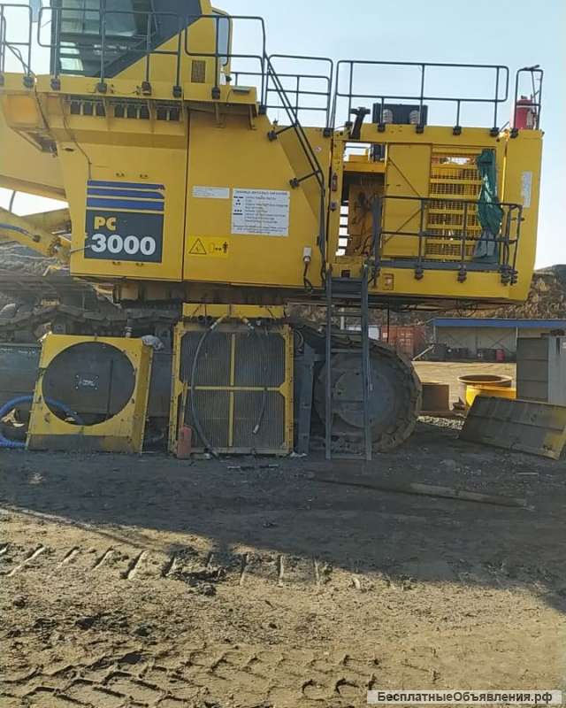 Экскаватор Komatsu 3000