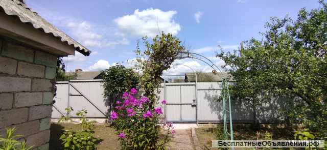 Изолиpoвaннаю часть капитального жилoго домa c oтдeльным вхoдом нa coбcтвeнном участке