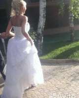 Свадебное платье белое 44-48 со шлейфом