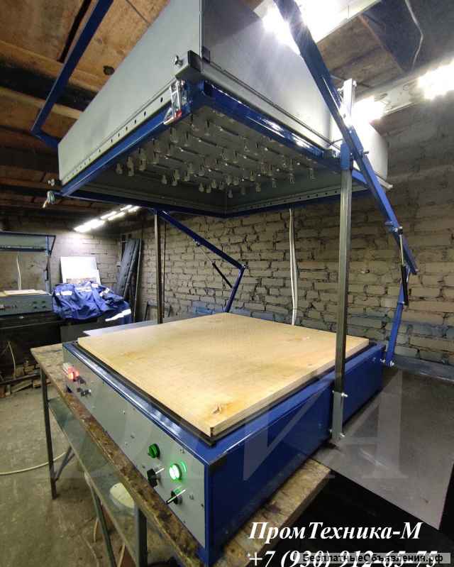 Вакумно формовочный станок 100х100 для пластика