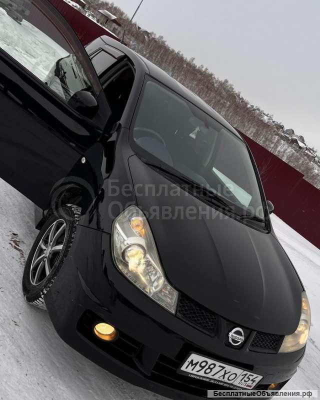 Nissan wingroad 2011 год A/T