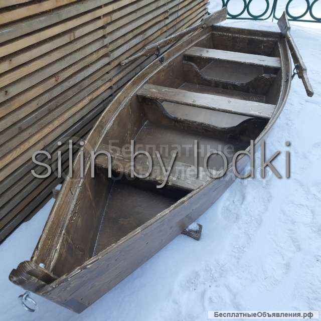 Лодка деревянная "старая" в аренду
