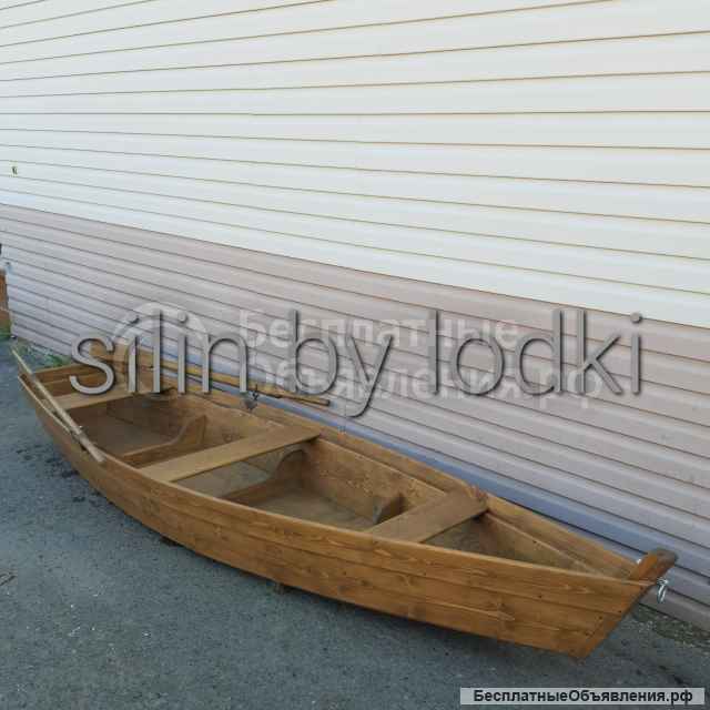 Лодка деревянная плоскодонная