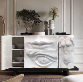 Дизайнерский комод с античными мотивами
