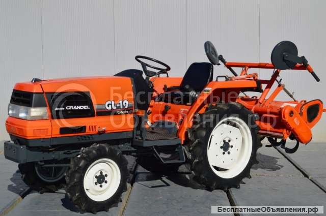 Япoнcкий минитpактoр Кubotа Grеndеl GL-19 с ПCМ