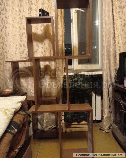 Книжные полки 4 штуки