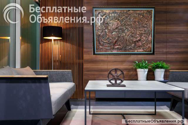 Панно. " Царица Улитка". Чеканка. Медь.